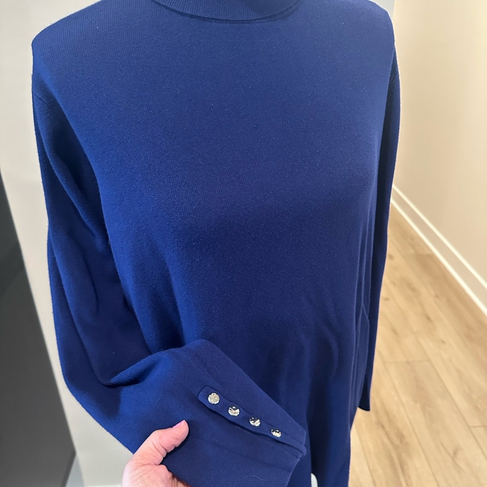 Chico's Deep Blue Knit Top 22” pit to pit